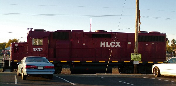 HLCX3832 &lpar;GP38-2&rpar;