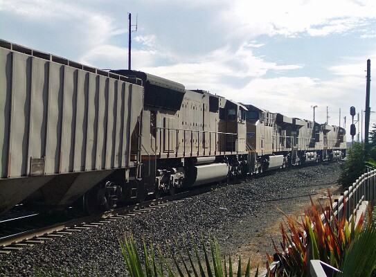 Maintenance-of-Way - UP7687&nbsp;&lpar;C45ACCTE&rpar; - UP5469&nbsp;&lpar;C45ACCTE&rpar; - UP5375&nbsp;&lpar;C45ACCTE&rpar; - UP3804&nbsp;&lpar;SD70M&rpar;