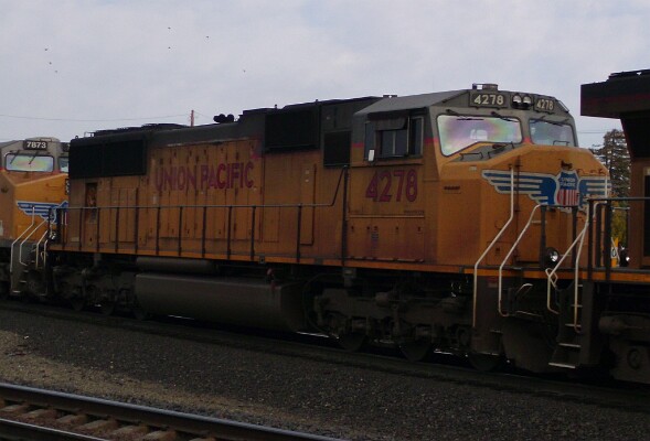 UP4278 &lpar;SD70M&rpar;