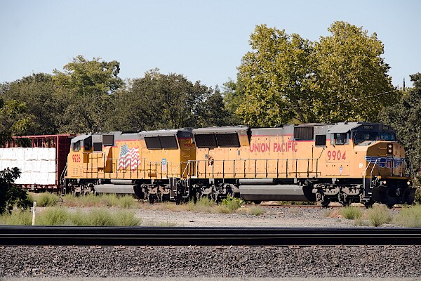 UP9904&nbsp;&lpar;SD59MX&rpar; - UP9926&nbsp;&lpar;SD59MX&rpar;