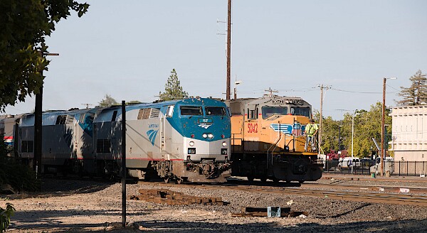 AMTK57&nbsp;&lpar;P42DC&rpar; - AMTK28&nbsp;&lpar;P42DC&rpar; - UP5042&nbsp;&lpar;SD70M&rpar;