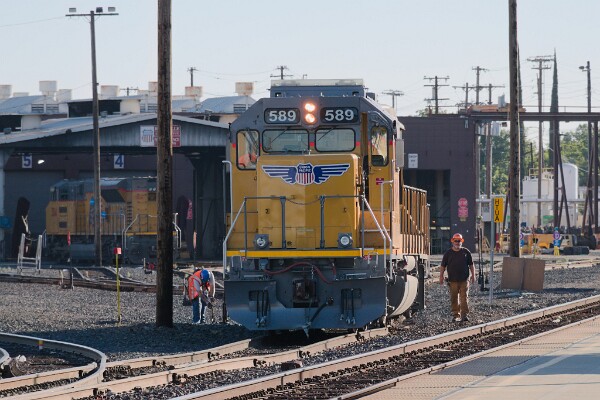 UP589&nbsp;&lpar;GP38N&rpar;