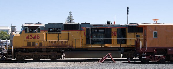 UP4346&nbsp;&lpar;SD70M&rpar;