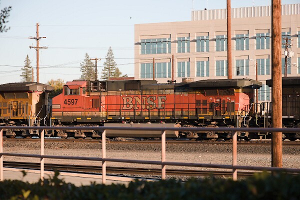 BNSF4597&nbsp;&lpar;DASH&nbsp;9-44CW&rpar;