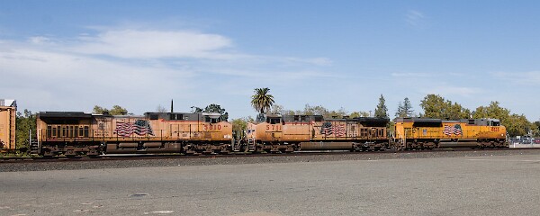 UP8835&nbsp;&lpar;SD70AH&rpar; - UP5711&nbsp;&lpar;C44ACCTE&rpar; - UP5810&nbsp;&lpar;C44ACCTE&rpar;
