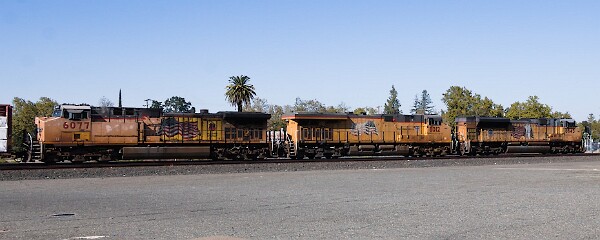 UP8643&nbsp;&lpar;SD70ACe&rpar; - UP8012&nbsp;&lpar;C45ACCTE&rpar; - UP6077&nbsp;&lpar;C44ACCTE&rpar;