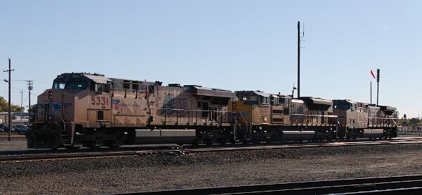 UP5331&nbsp;&lpar;C45ACCTE&rpar; - UP9099&nbsp;&lpar;SD70AH&rpar; - UP5965&nbsp;&lpar;C44ACCTE&rpar;