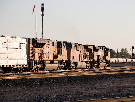 UP7862&nbsp;&lpar;SD70ACe&rpar; - UP6948&nbsp;&lpar;C44/60AC&rpar; - UP3036&nbsp;&lpar;SD70AH&rpar;*