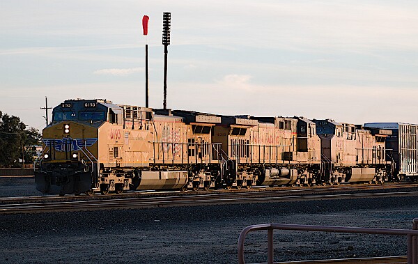 UP6193&nbsp;&lpar;C44ACM&rpar; - UP6315&nbsp;&lpar;C44AC&rpar; - UP6529&nbsp;&lpar;C44AC&rpar;