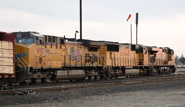 UP5419&nbsp;&lpar;C45ACCTE&rpar; - UP4240&nbsp;&lpar;SD70M&rpar; - UP6192&nbsp;&lpar;C44ACM&rpar;