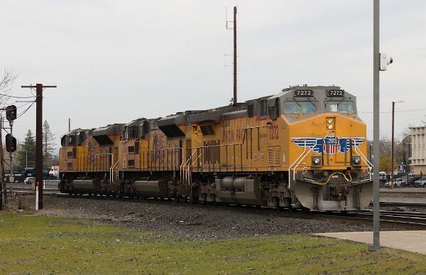 UP9075&nbsp;&lpar;SD70AH&rpar; - UP8606&nbsp;&lpar;SD70ACe&rpar; - UP7272&nbsp;&lpar;C44ACM&rpar;