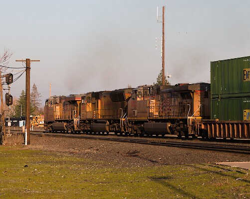 UP7516&nbsp;&lpar;C45ACCTE&rpar; - UP4868&nbsp;&lpar;SD70M&rpar; - UP5832&nbsp;&lpar;C44ACCTE&rpar;