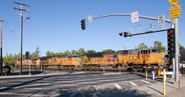 UP7671&nbsp;&lpar;C45ACCTE&rpar; - UP7056&nbsp;&lpar;C44ACM&rpar; - UP9039&nbsp;&lpar;SD70AH&rpar;