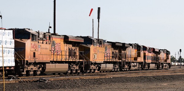 UP5894&nbsp;&lpar;C44ACCTE&rpar; - KCS4798&nbsp;&lpar;ES44AC&rpar; - UP6685&nbsp;&lpar;C44ACM&rpar; - UP6721&nbsp;&lpar;C44AC&rpar; - UP7456&nbsp;&lpar;C45ACCTE&rpar;