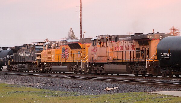 NS4439&nbsp;&lpar;AC44C6M&rpar; - UP3037&nbsp;&lpar;SD70AH&rpar;* - UP6433&nbsp;&lpar;C44AC&rpar;