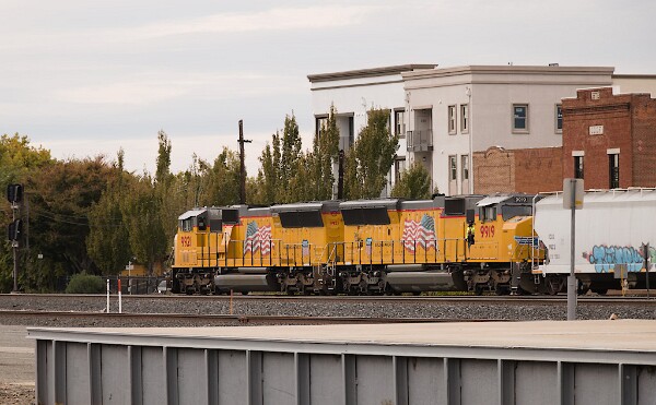 UP9921&nbsp;&lpar;SD59MX&rpar; - UP9919&nbsp;&lpar;SD59MX&rpar;