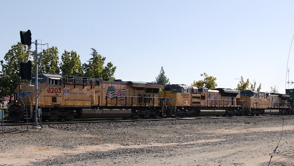UP8203&nbsp;&lpar;C45AH&rpar; - UP8844&nbsp;&lpar;SD70AH&rpar; - UP6187&nbsp;&lpar;C44ACM&rpar;
