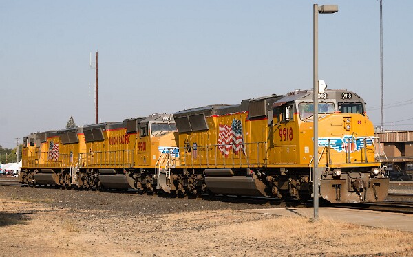 UP9918&nbsp;&lpar;SD59MX&rpar; - UP9901&nbsp;&lpar;SD59MX&rpar; - UP9927&nbsp;&lpar;SD59MX&rpar;