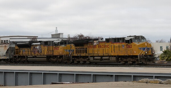 UP7262&nbsp;&lpar;C44ACM&rpar; - UP8983&nbsp;&lpar;SD70AH&rpar;