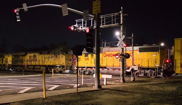 UP7454&nbsp;&lpar;C45ACCTE&rpar; - UP719&nbsp;&lpar;GP38N&rpar;