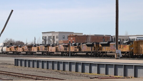 UP5544&nbsp;&lpar;C45ACCTE&rpar; - UP2677&nbsp;&lpar;C45AH&rpar; - UP6261&nbsp;&lpar;C44AC&rpar; - UP8235&nbsp;&lpar;C45AH&rpar; - UP9083&nbsp;&lpar;SD70AH&rpar; - UP9006&nbsp;&lpar;SD70AH&rpar;