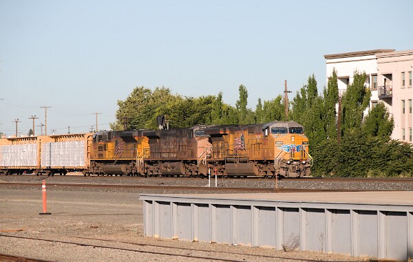 UP7307&nbsp;&lpar;C44ACM&rpar; - UP6527&nbsp;&lpar;C44AC&rpar; - UP9006&nbsp;&lpar;SD70AH&rpar;