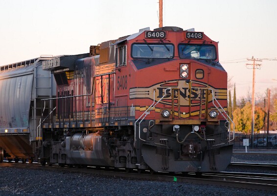 BNSF5408&nbsp;&lpar;DASH&nbsp;9-44CW&rpar;