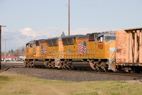 UP9921&nbsp;&lpar;SD59MX&rpar; - UP9920&nbsp;&lpar;SD59MX&rpar;