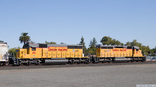 UPY351&nbsp;&lpar;SD40N&rpar; - UPY451&nbsp;&lpar;PS6B&rpar;