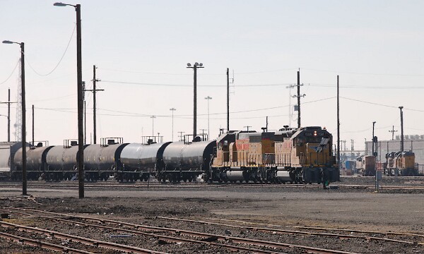 UPY326&nbsp;&lpar;SD40N&rpar; - UPY426&nbsp;&lpar;PS6B&rpar;