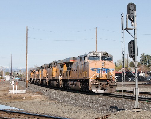 UP7930&nbsp;&lpar;C45ACCTE&rpar; - UP6459&nbsp;&lpar;C44ACM&rpar; - UP5615&nbsp;&lpar;C44ACCTE&rpar; - UP7210&nbsp;&lpar;C44ACM&rpar; - UP2749&nbsp;&lpar;C45AH&rpar; - UP8740&nbsp;&lpar;SD70ACe&rpar;